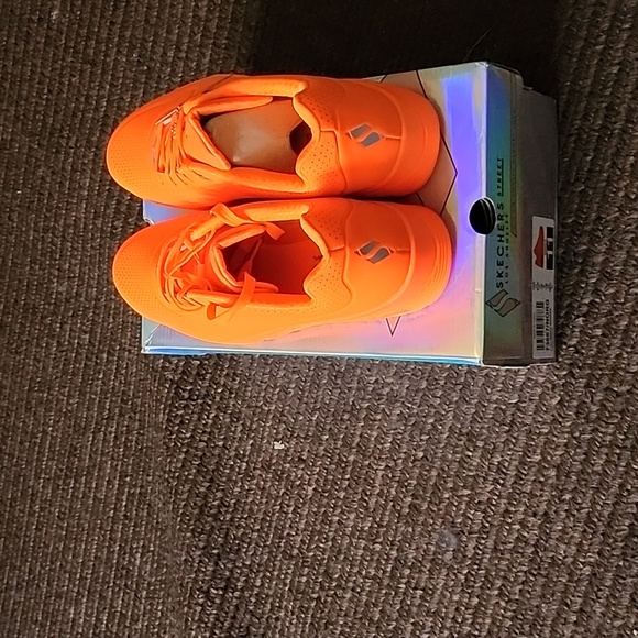 Shoes - Picture 6 of 6